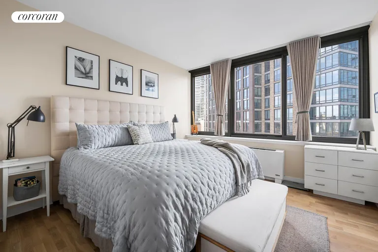 New York City Real Estate | View 230 Ashland Place, 17C | room 7 | View 8