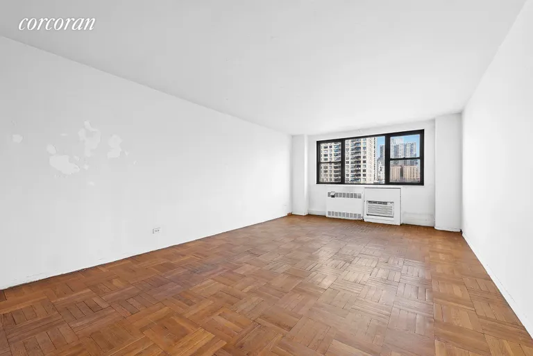 New York City Real Estate | View 315 East 72Nd Street, 16K | room 1 | View 2