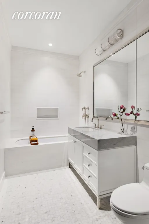 New York City Real Estate | View 39 East 72Nd Street | Full Bathroom | View 23