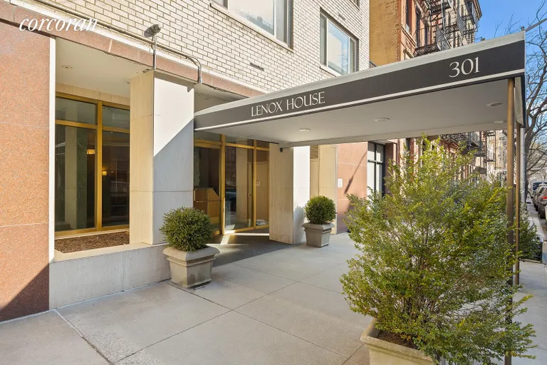 New York City Real Estate | View 301 East 78th Street, 2G | room 13 | View 14