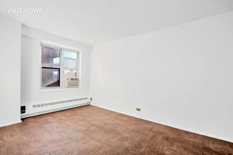 New York City Real Estate | View 457 Fdr Drive, A1004 | Bedroom | View 8