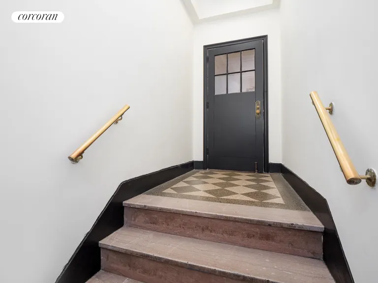 New York City Real Estate | View 983 Park Avenue, 1C | Entry Foyer | View 3