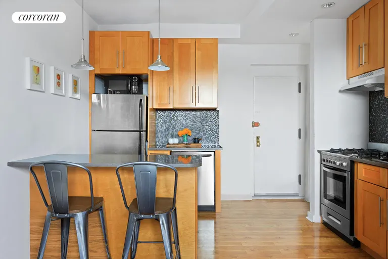 New York City Real Estate | View 400 Lincoln Place, 4B | Kitchen | View 2