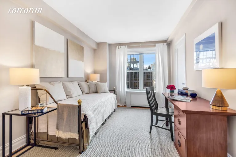 New York City Real Estate | View 230 West End Avenue, 17D | room 4 | View 5