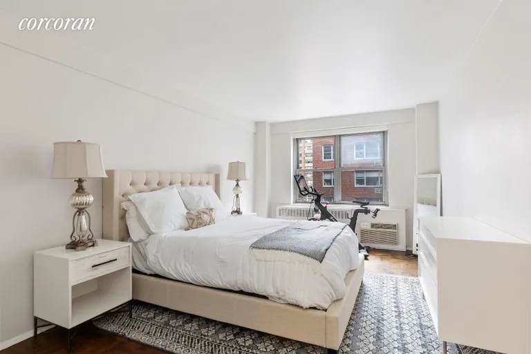 New York City Real Estate | View 420 East 55th Street, 7M | room 4 | View 5