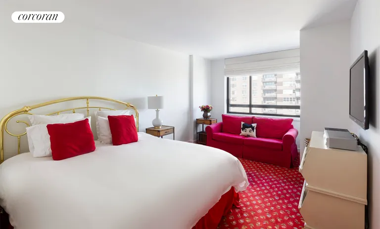 New York City Real Estate | View 171 East 84th Street, 25B/C | Bedroom | View 9