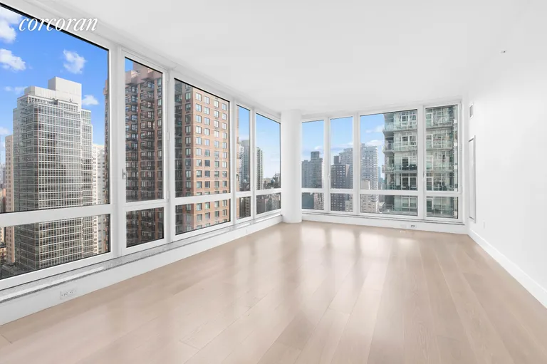 New York City Real Estate | View 250 East 53rd Street, 2602 | room 1 | View 2