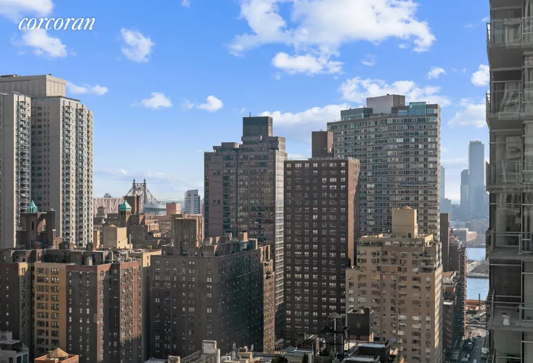 New York City Real Estate | View 250 East 53rd Street, 2602 | room 9 | View 10
