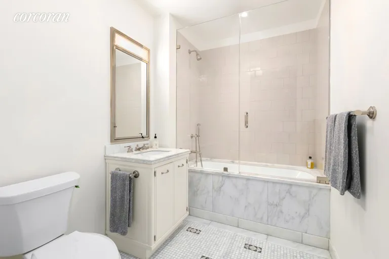 New York City Real Estate | View 160 West 12th Street, 51 | Full Bathroom | View 9