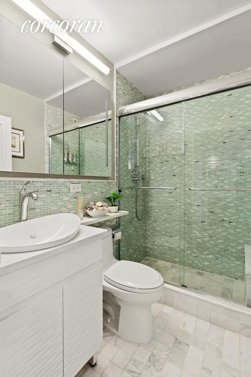 New York City Real Estate | View 61 West 62Nd Street, 16B | Primary Bathroom | View 6