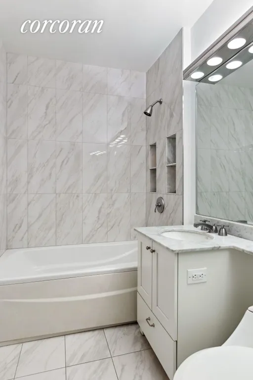 New York City Real Estate | View 272 West 107th Street, 7A | 2nd Bathroom | View 9