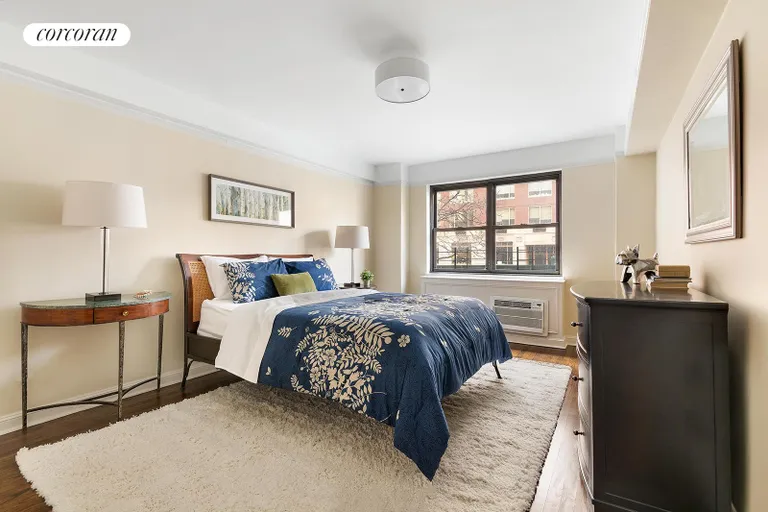 New York City Real Estate | View 305 East 72Nd Street, 2CDE | room 7 | View 8