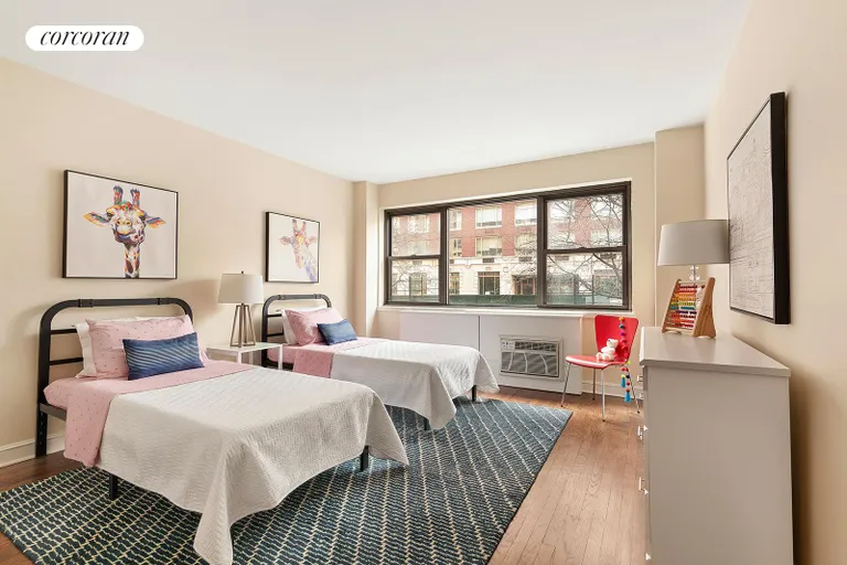New York City Real Estate | View 305 East 72Nd Street, 2CDE | room 8 | View 9