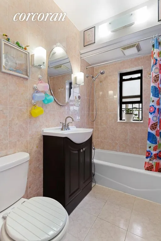New York City Real Estate | View 4313 9th Avenue, 1D | Full Bathroom | View 4