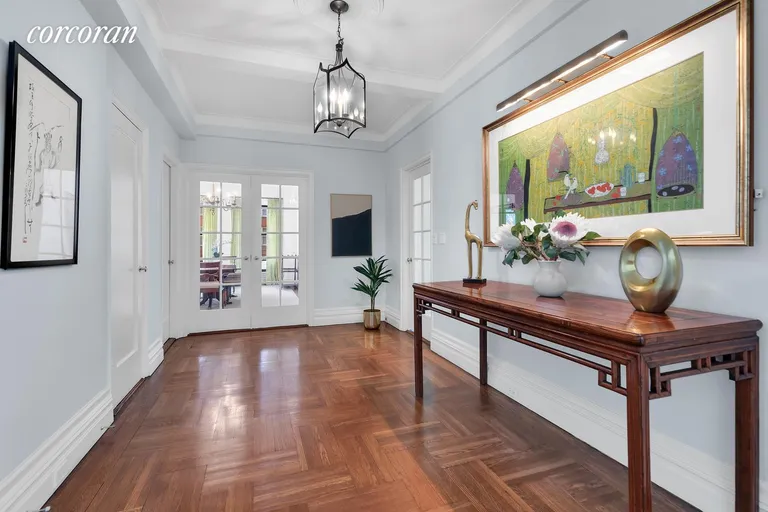 New York City Real Estate | View 136 East 64th Street, 6E | room 4 | View 5