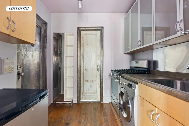 New York City Real Estate | View 231 East 54th Street, 4B | Kitchen | View 3