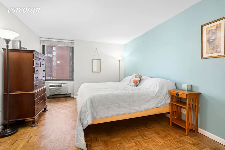New York City Real Estate | View 1619 Third Avenue, 14F | room 6 | View 7
