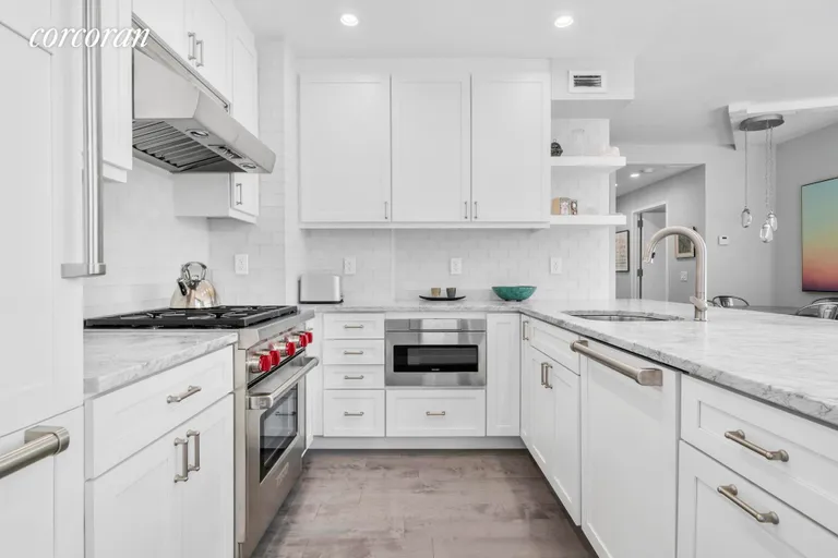 New York City Real Estate | View 121 East 23rd Street, 9A | Kitchen | View 4