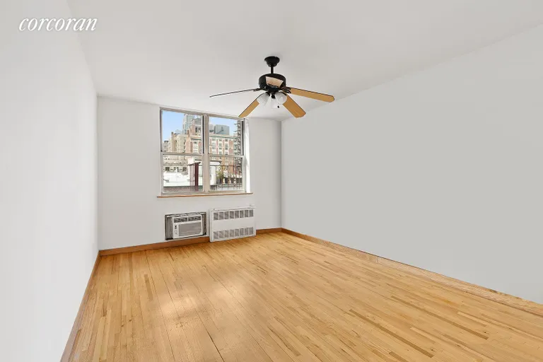 New York City Real Estate | View 166 West 76th Street, 6C | room 3 | View 4