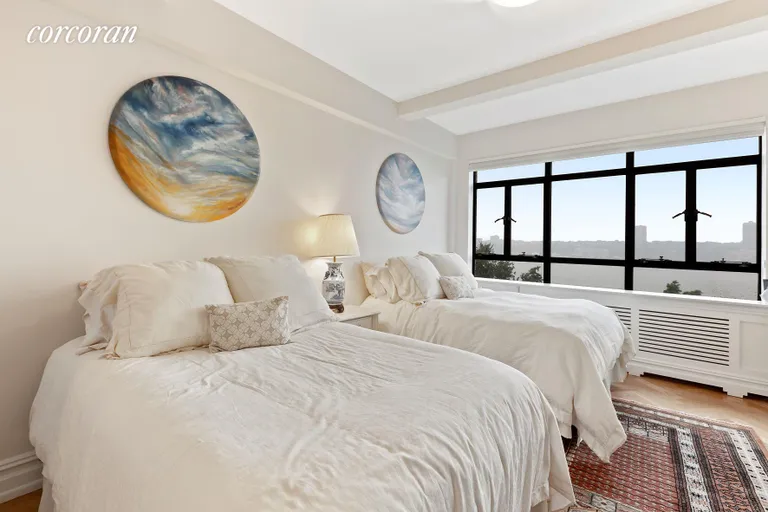 New York City Real Estate | View 140 Riverside Drive, 8H | room 7 | View 8