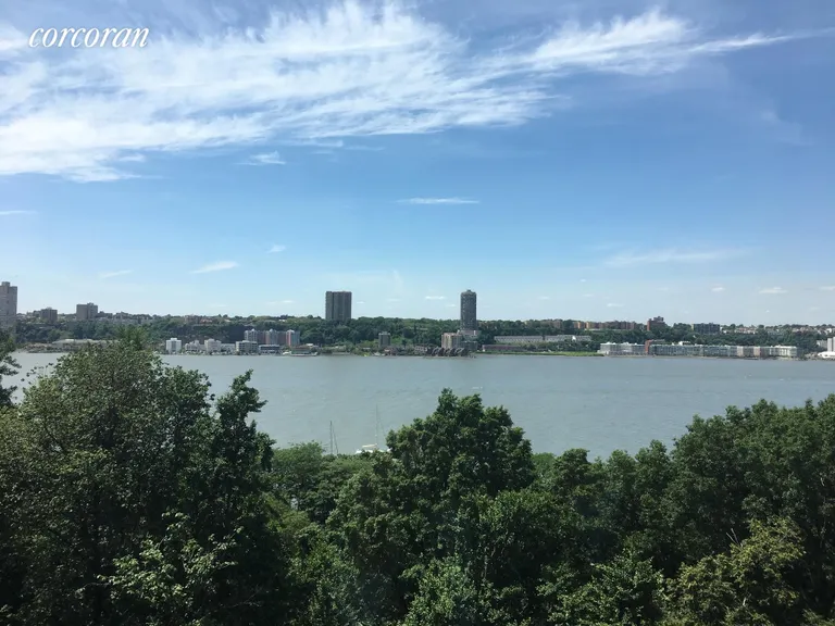 New York City Real Estate | View 140 Riverside Drive, 8H | room 10 | View 11