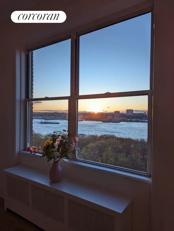 New York City Real Estate | View 370 Riverside Drive, 8A | 3 Beds, 3 Baths | View 1