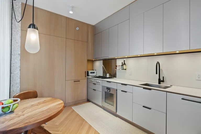 New York City Real Estate | View 16 West 40th Street, 16B | Kitchen | View 9