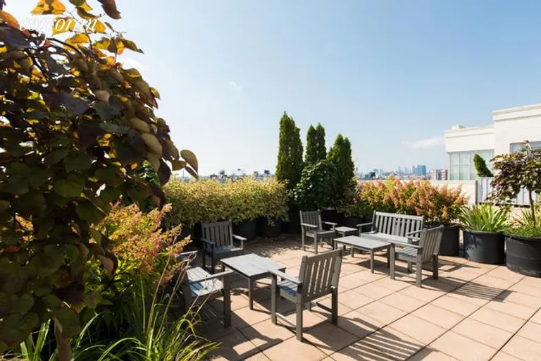 New York City Real Estate | View 2728 Thomson Avenue, 347 | room 4 | View 5