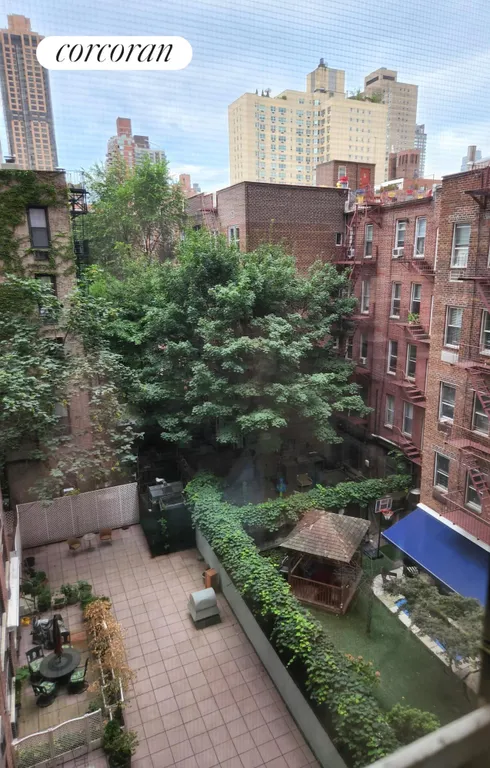New York City Real Estate | View 80 East End Avenue, 6A | 1 Bed, 1 Bath | View 1