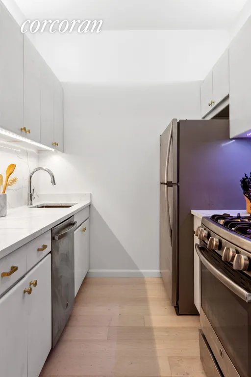 New York City Real Estate | View 225 West 83rd Street, 20B | Kitchen | View 3