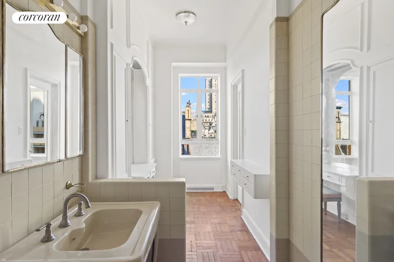 New York City Real Estate | View 115 Central Park West, 15H | Primary Bathroom | View 8