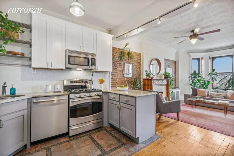 New York City Real Estate | View 297 6th Avenue, 4 | room 4 | View 5