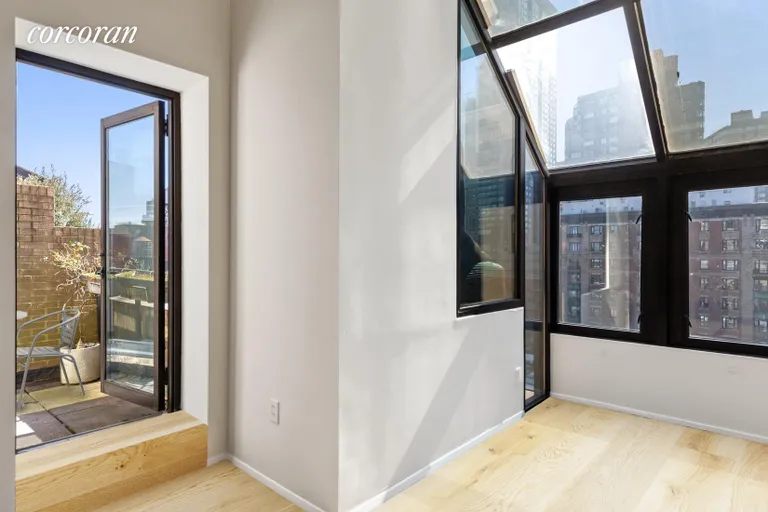 New York City Real Estate | View 135 West 70th Street, 9H | room 2 | View 3