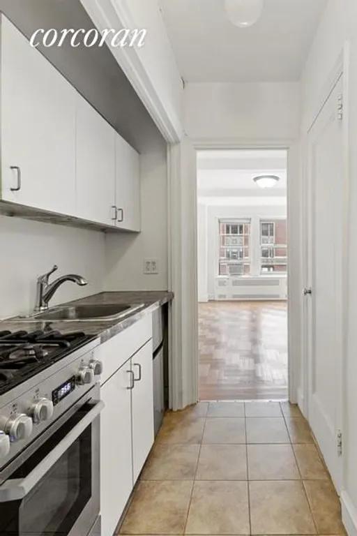 New York City Real Estate | View 433 West 34th Street, 14D | room 2 | View 3