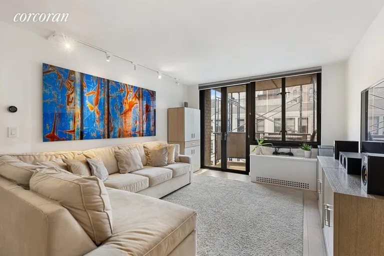 New York City Real Estate | View 407 Park Avenue South, 17A | 2 Beds, 2 Baths | View 1