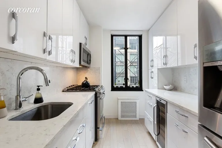 New York City Real Estate | View 407 Park Avenue South, 17A | Kitchen | View 3