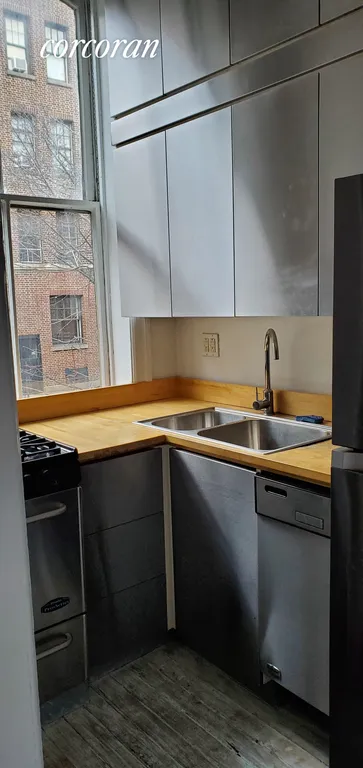 New York City Real Estate | View 212 West 11th Street, 2 | room 2 | View 3