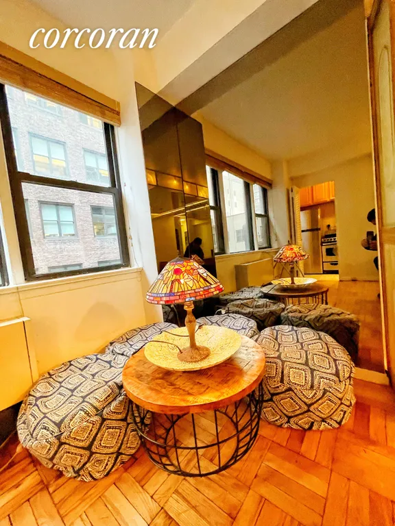 New York City Real Estate | View 240 East 46th Street, 7A | room 5 | View 6