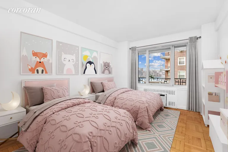 New York City Real Estate | View 45 East End Avenue, 4D | Bedroom | View 8