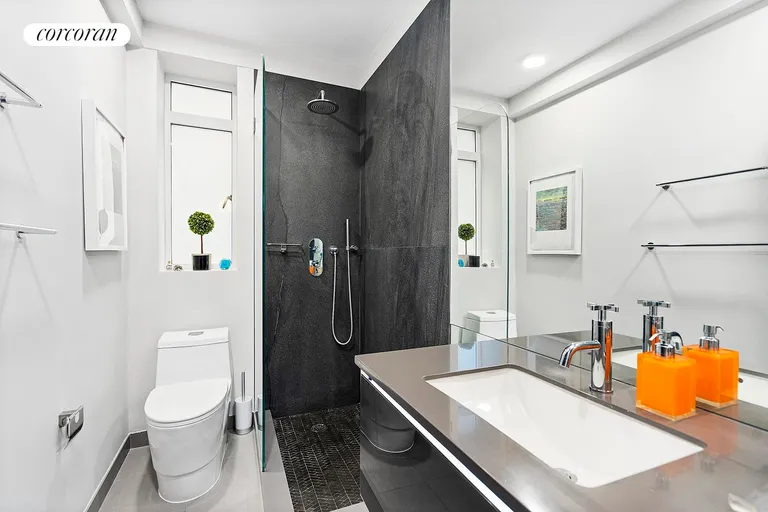 New York City Real Estate | View 25 Central Park West, 5U | Full Bathroom | View 2