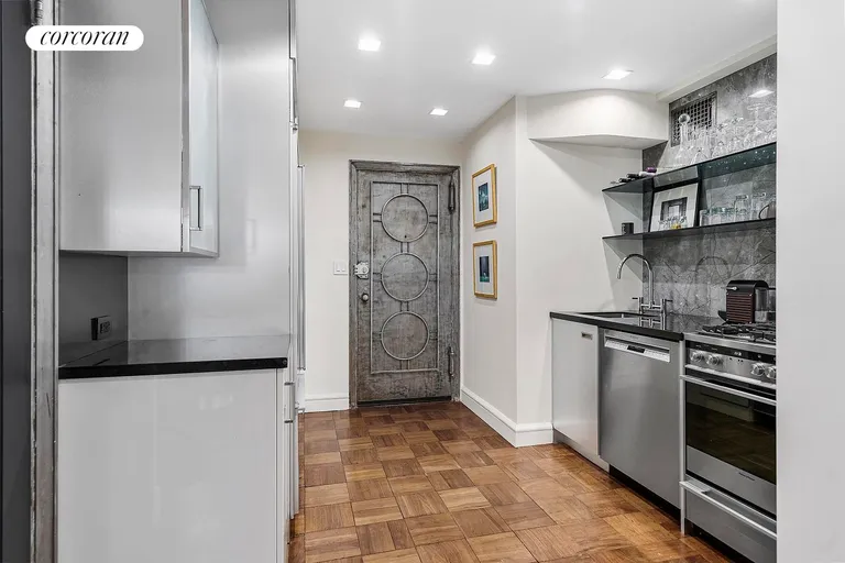 New York City Real Estate | View 25 Central Park West, 5U | Entry/Kitchen Area | View 5