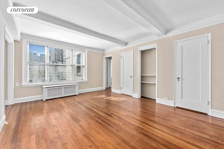 New York City Real Estate | View 12 East 97th Street, 8A | Living Room | View 2