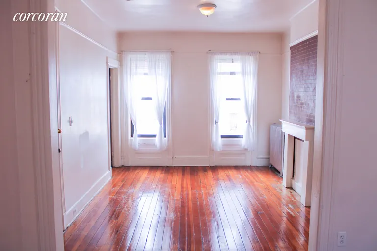 New York City Real Estate | View 163 Chestnut Street, 3 | 1 Bed, 1 Bath | View 1
