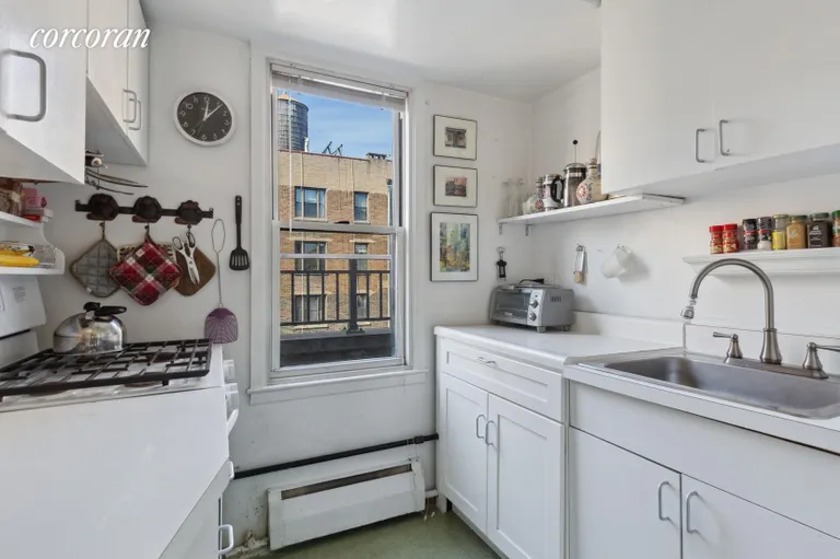 New York City Real Estate | View 308 West 103rd Street, PHC | Kitchen | View 4