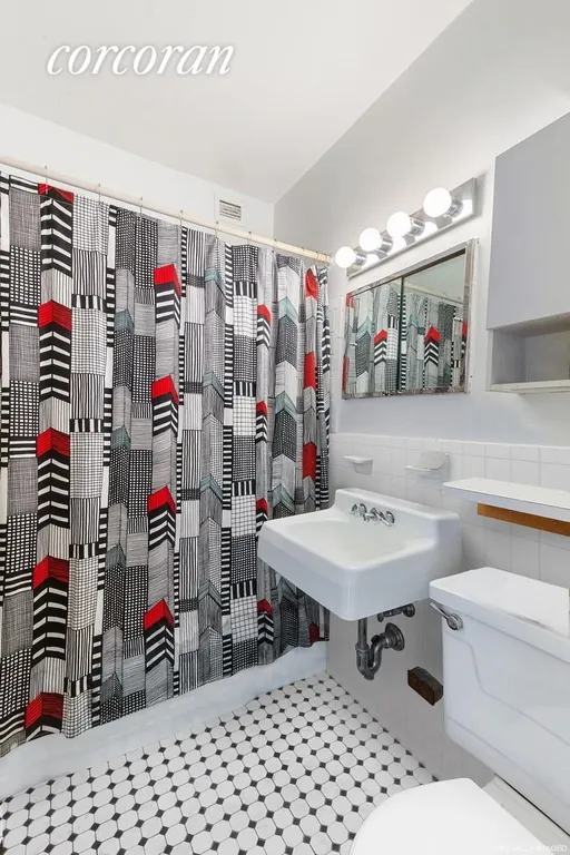 New York City Real Estate | View 308 West 103rd Street, PHC | Full Bathroom | View 5