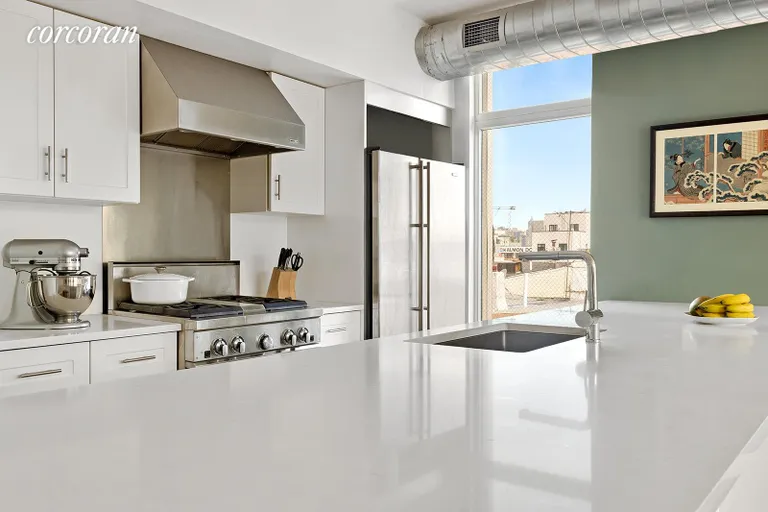 New York City Real Estate | View 361 Manhattan Avenue, 4B | Kitchen | View 3