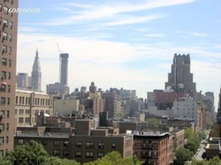 New York City Real Estate | View 450 West 17th Street, 1005 | room 2 | View 3
