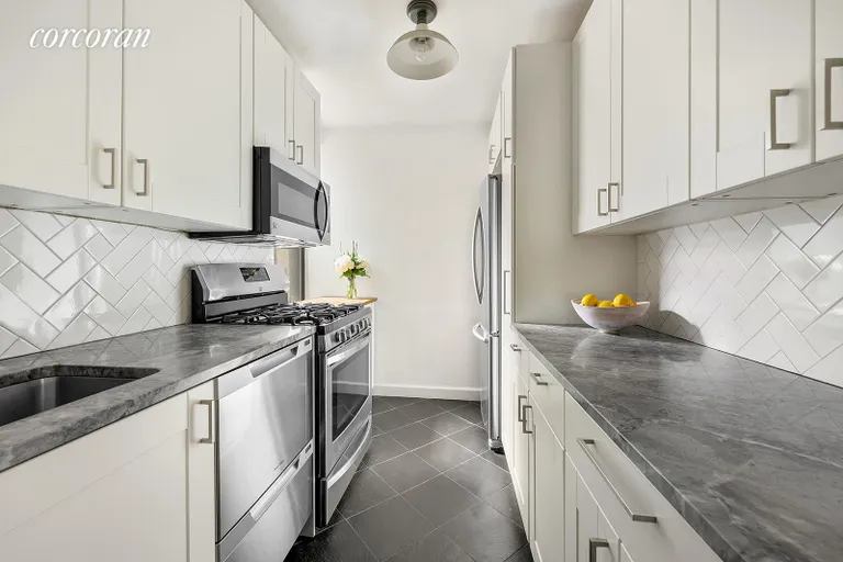 New York City Real Estate | View 205 West 95th Street, 3J | Kitchen | View 4