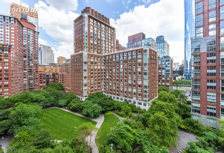 New York City Real Estate | View 20 River Terrace, 11E | View | View 7