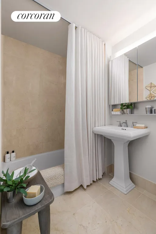 New York City Real Estate | View 20 River Terrace, 11E | Full Bathroom | View 6